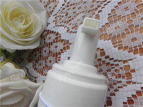 赫拉雪肤焕白洁面慕斯 温和深层洁净，焕发白皙光彩